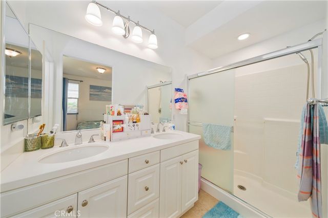 908 N Bouquet Court F, Azusa, CA 91702