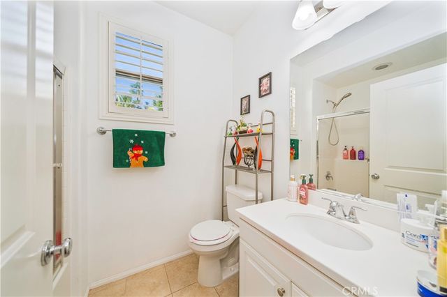 908 N Bouquet Court F, Azusa, CA 91702