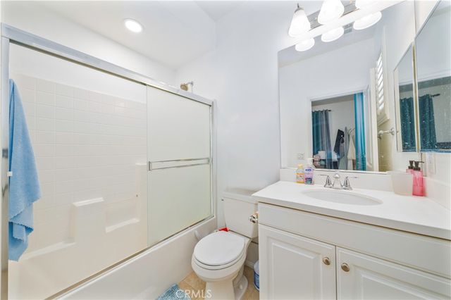 908 N Bouquet Court F, Azusa, CA 91702