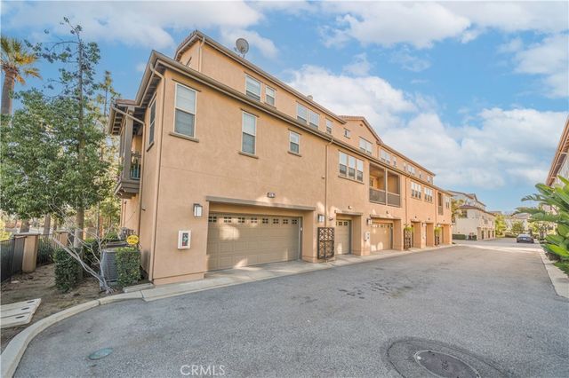 908 N Bouquet Court F, Azusa, CA 91702