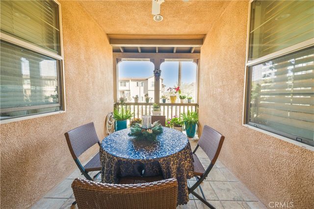 908 N Bouquet Court F, Azusa, CA 91702