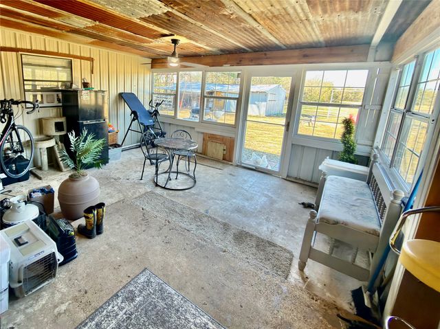 7615 Farm Road 1499, Sumner, TX 75486