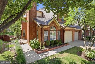 1456 HAMPTON HILL CIR, Mclean, VA 22101