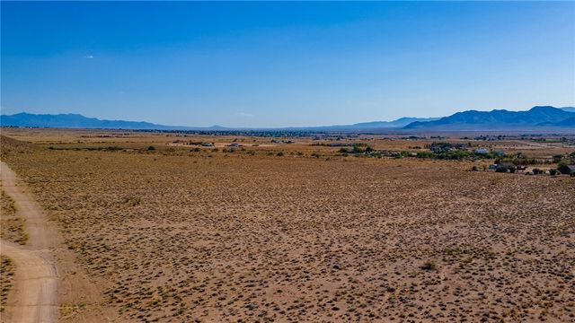 018 N Garrett Drive, Kingman, AZ 86401