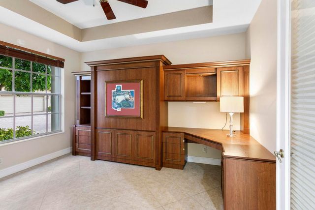 10263 Orchid Reserve Drive 21b, West Palm Beach, FL 33412