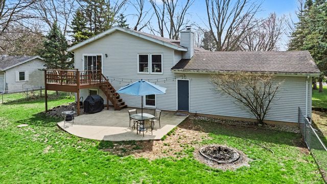 17294 Mackinaw Road, Three Rivers, MI 49093