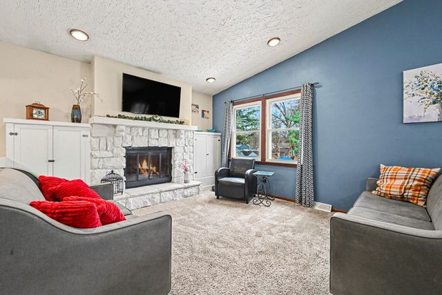 17294 Mackinaw Road, Three Rivers, MI 49093