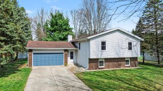 17294 Mackinaw Road, Three Rivers, MI 49093