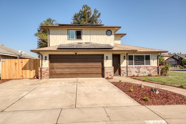 1621 Davis St, Ripon, CA 95366