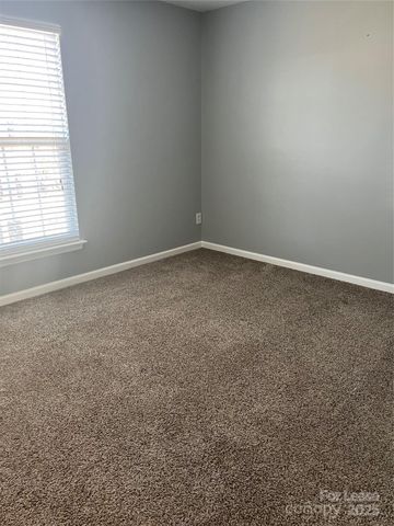 15803 Castle Watch Avenue, Charlotte, NC 28277