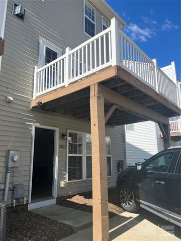 15803 Castle Watch Avenue, Charlotte, NC 28277