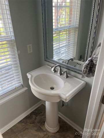 15803 Castle Watch Avenue, Charlotte, NC 28277