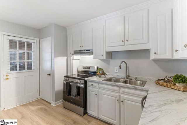20 Balfer Court, Greenville, SC 29615