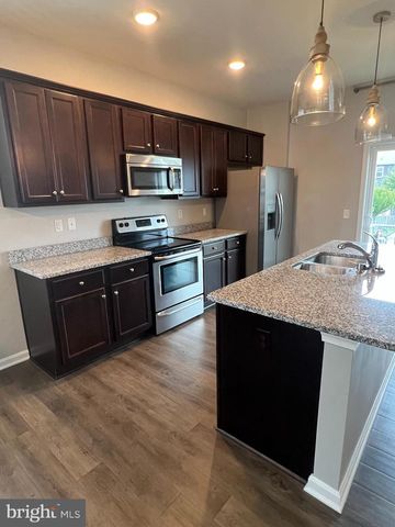 146 DREXEL, Martinsburg, WV 25404