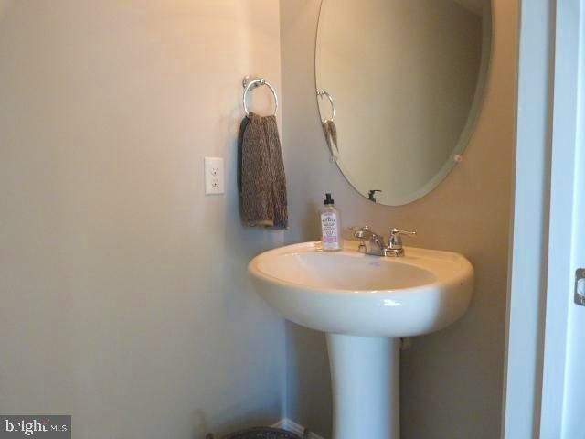 146 DREXEL, Martinsburg, WV 25404