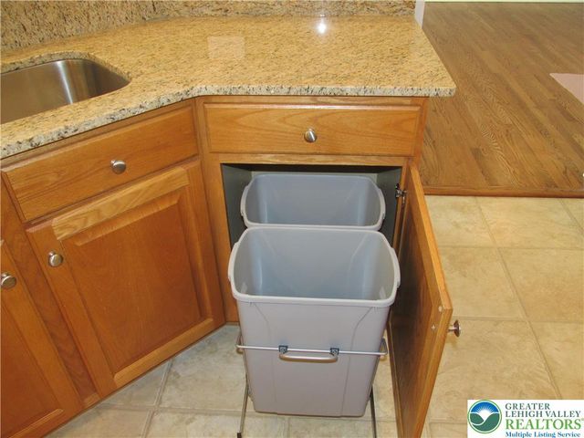 891 Biltmore Avenue, Forks Twp, PA 18040