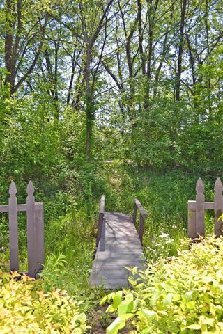 2735 Laguardia Street, Portage, IN 46368