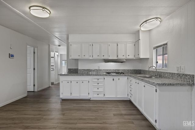 3535 Stine Road 124, Bakersfield, CA 93309