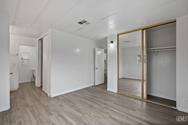 3535 Stine Road 124, Bakersfield, CA 93309