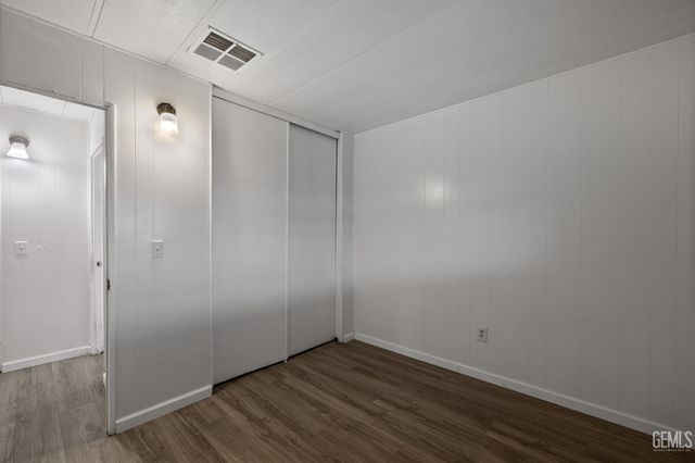 3535 Stine Road 124, Bakersfield, CA 93309