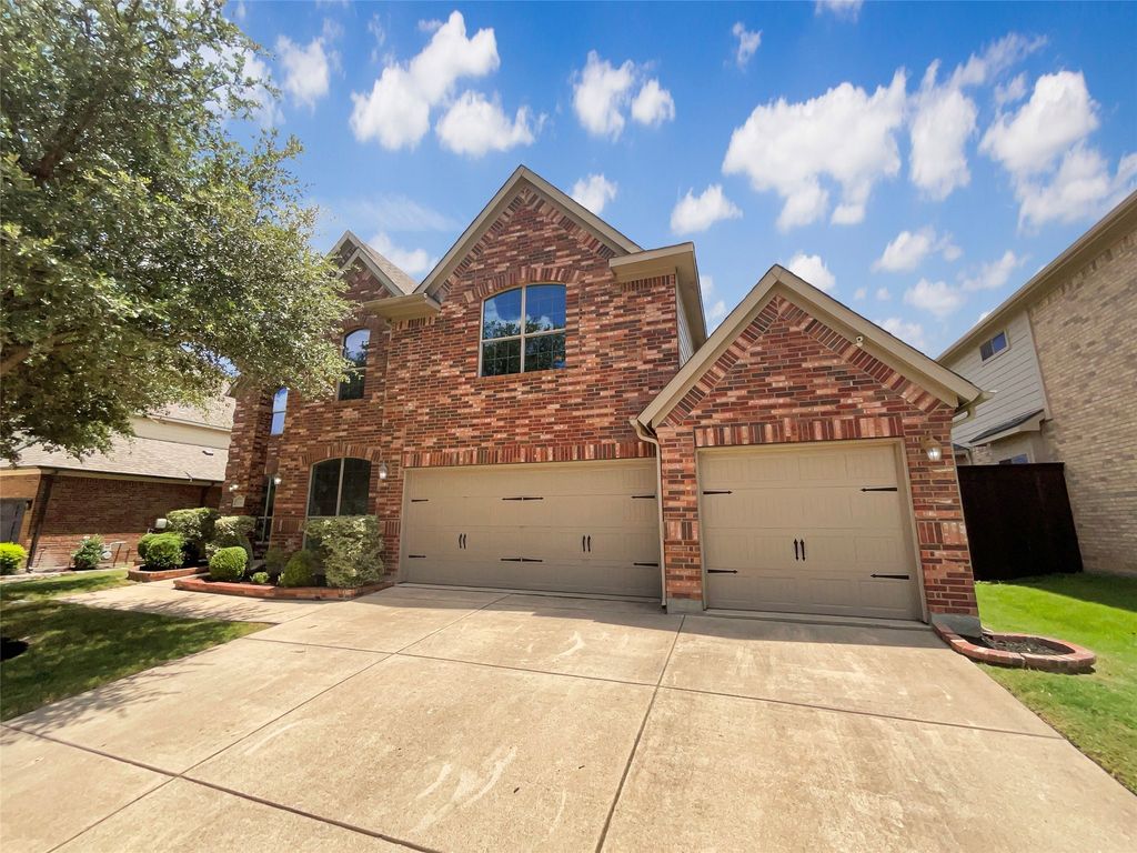 1204 Hackworth Street, Roanoke, TX 76262