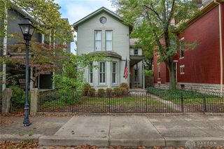 27 Hess Street, Dayton, OH 45402