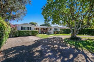 11339 NE 8th Ct, Biscayne Park, FL 33161