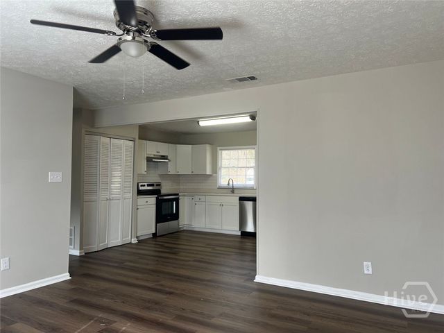 1695 E Broad Street, Athens, GA 30601