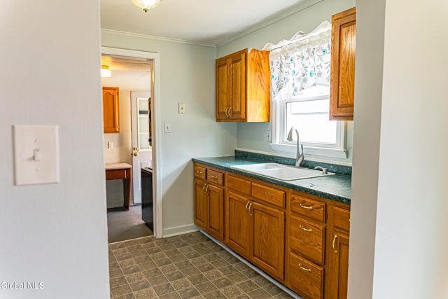 2983 Nancy Lane, Guilderland, NY 12303