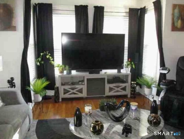 161-163 Harriet Street, Bridgeport, CT 06608