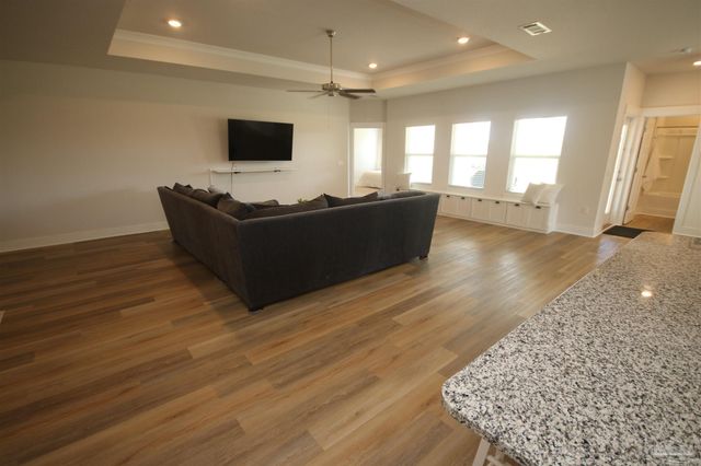 2651 Ten Mile Rd, Pace, FL 32571