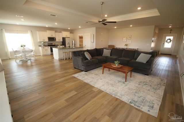 2651 Ten Mile Rd, Pace, FL 32571