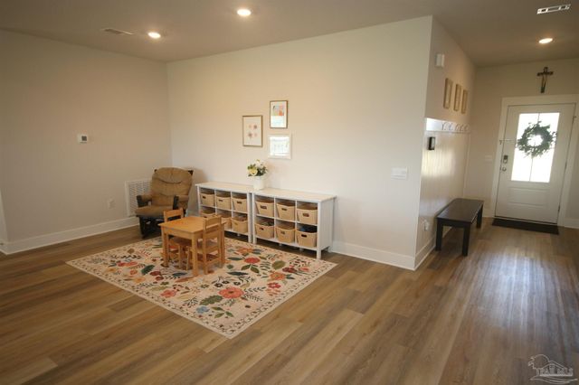 2651 Ten Mile Rd, Pace, FL 32571