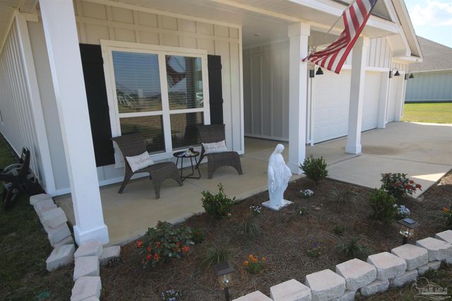 2651 Ten Mile Rd, Pace, FL 32571