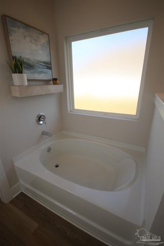 2651 Ten Mile Rd, Pace, FL 32571