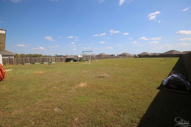 2651 Ten Mile Rd, Pace, FL 32571