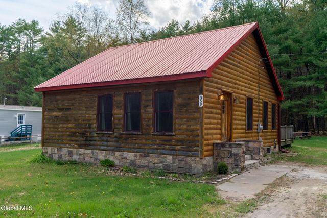 869 Lake Avenue, Lake Luzerne, NY 12846