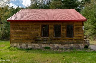 869 Lake Avenue, Lake Luzerne, NY 12846