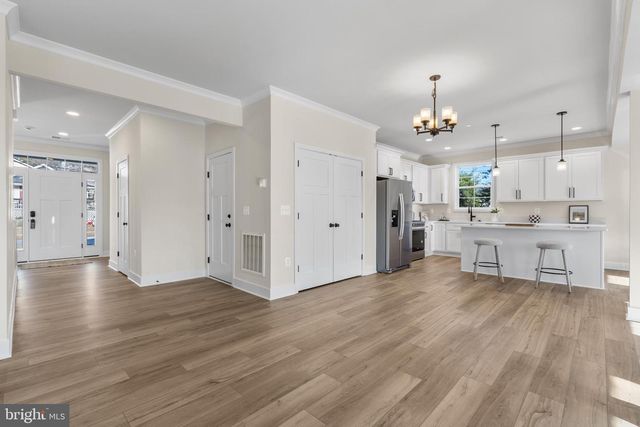 407 PARADISE RD, Riva, MD 21140