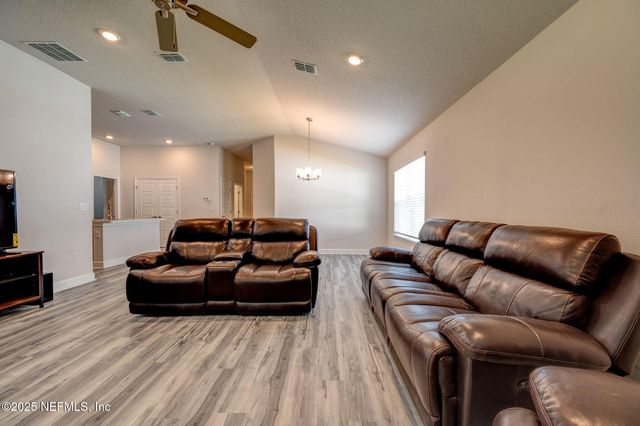 5848 GILCHRIST OAKS Court, Jacksonville, FL 32219