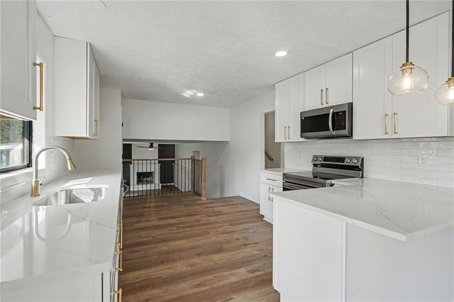 4541 Mercer Road, Stone Mountain, GA 30083