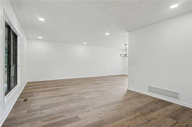 4541 Mercer Road, Stone Mountain, GA 30083