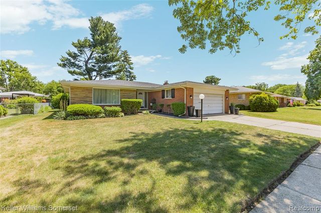 14154 Fenton, Redford, MI 48239