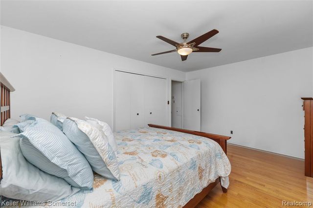 14154 Fenton, Redford, MI 48239