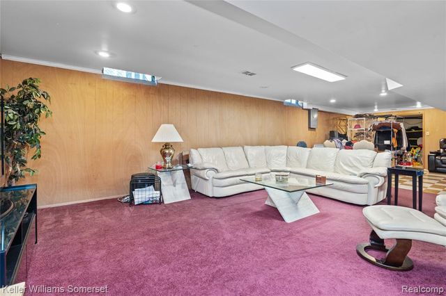 14154 Fenton, Redford, MI 48239
