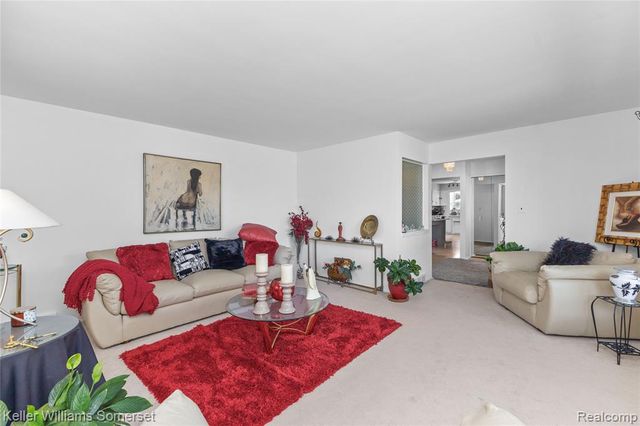 14154 Fenton, Redford, MI 48239