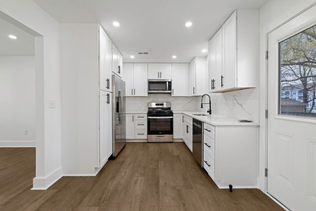 7585 Peppercorn Lane, North Charleston, SC 29420