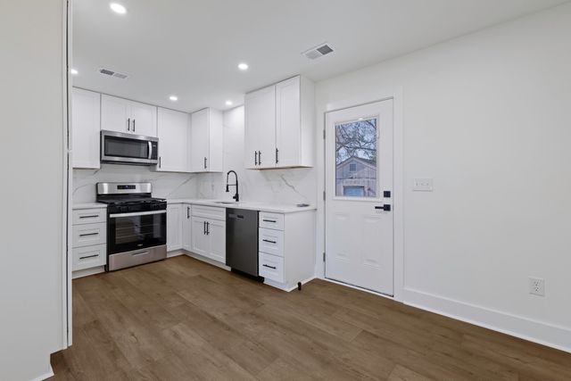 7585 Peppercorn Lane, North Charleston, SC 29420