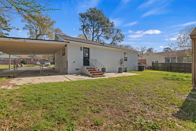 7585 Peppercorn Lane, North Charleston, SC 29420