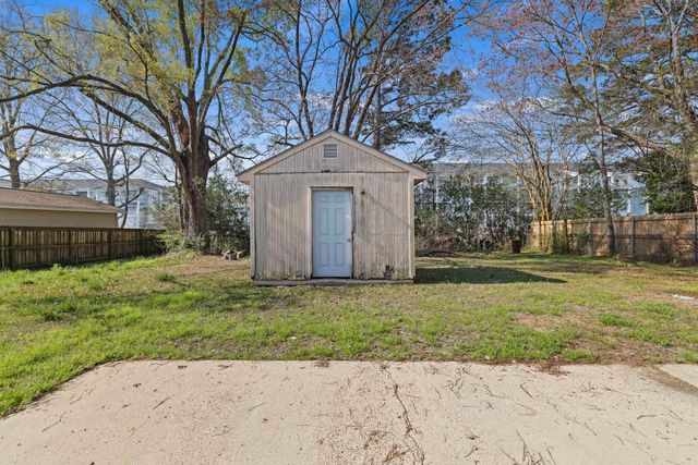 7585 Peppercorn Lane, North Charleston, SC 29420